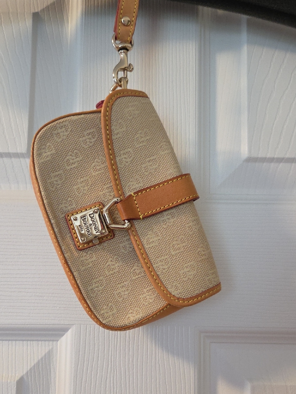 Dooney and Bourke Wristlet